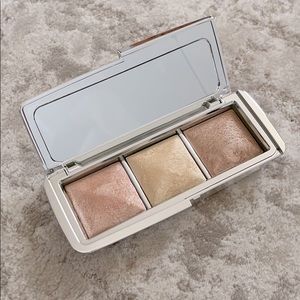 Hourglass Ambient Metallic Strobe Lighting Palette